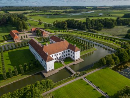 Clausholm 10