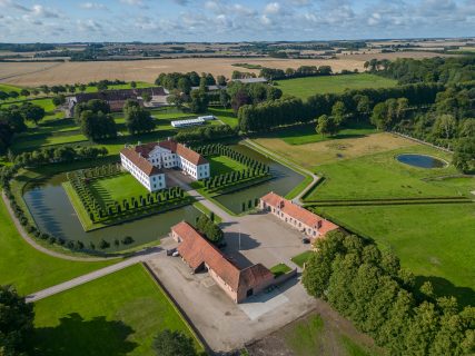 Clausholm 16